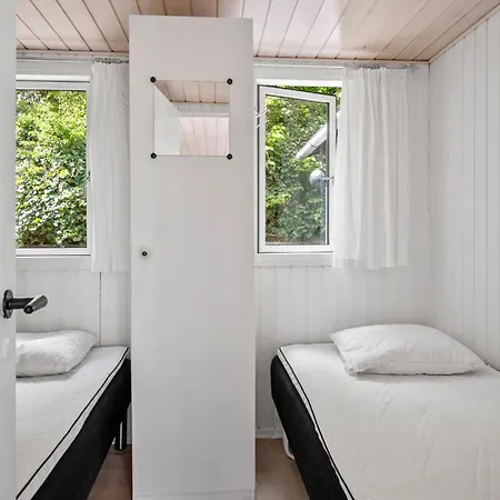 Ferienhaus Gorgeous In With Wifi *